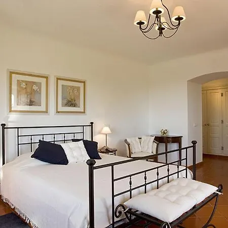 Sleeps 8 Pool Air Con Wifi Villa *
