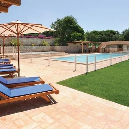Sleeps 8 Pool Air Con Wifi Boliqueime